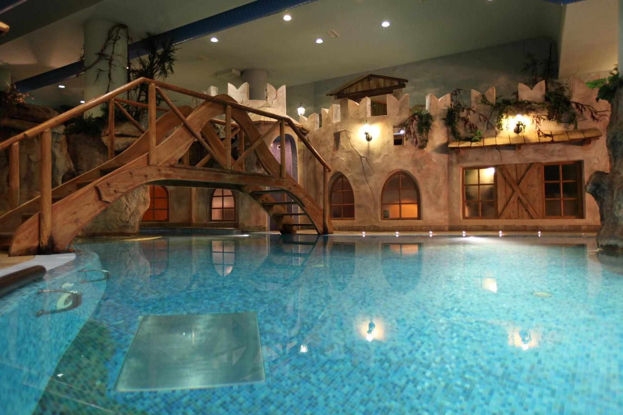 Hotel La Perla Canazei Esterno foto